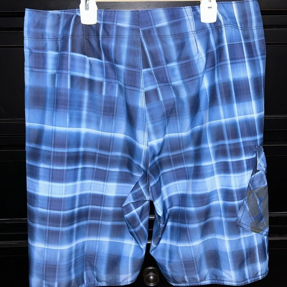 DC Apparel Swim Trunks Board Shorts 34 Blue‎